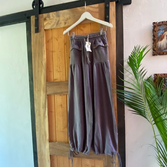Easel wide leg pants Size Small NWT - Picture 1 of 7